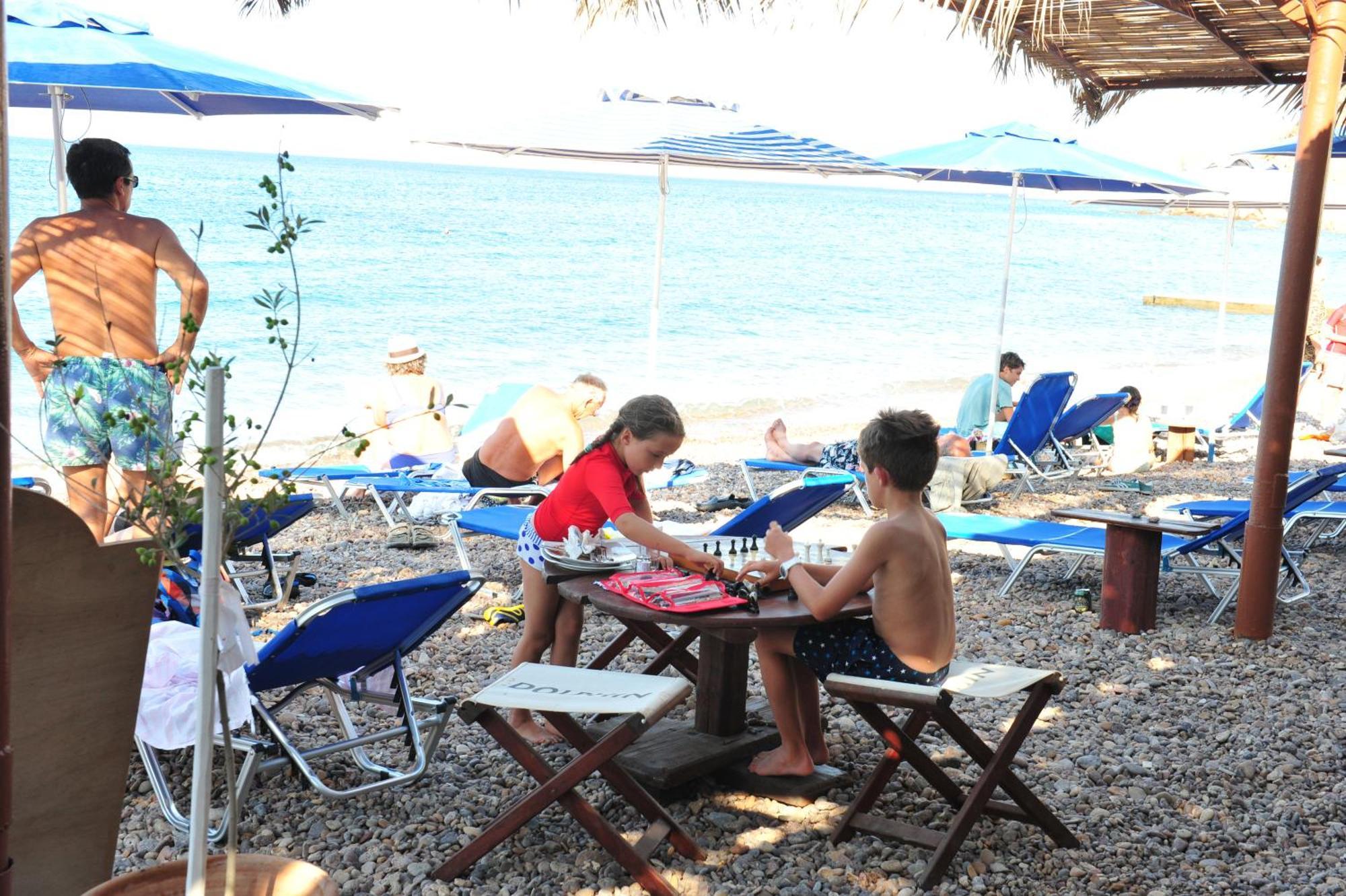 Beachfront Lampis Dolphin 4 سكالا المظهر الخارجي الصورة