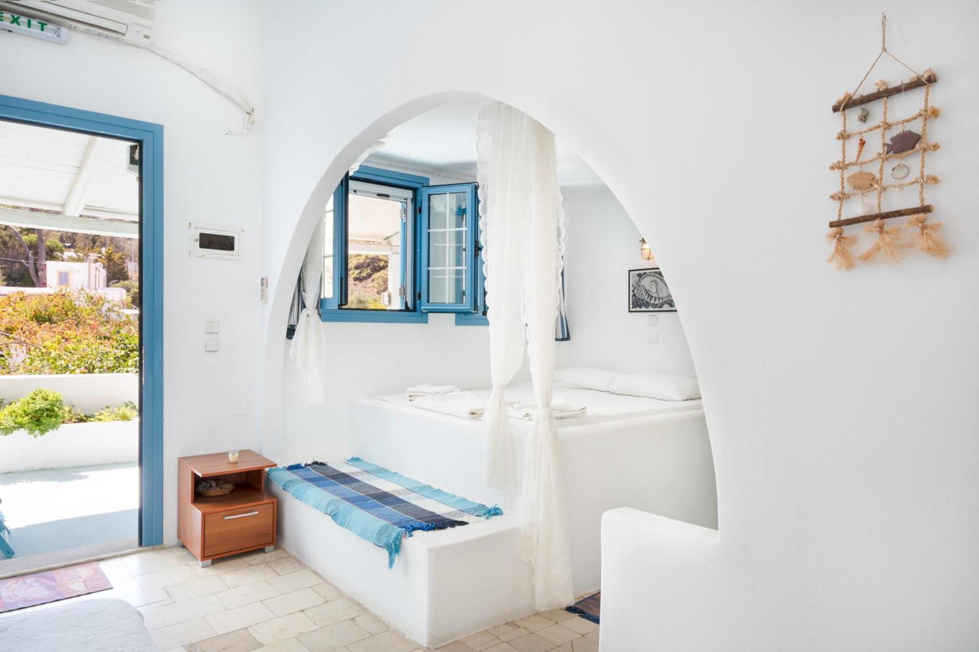 Beachfront Lampis Dolphin 4 سكالا المظهر الخارجي الصورة