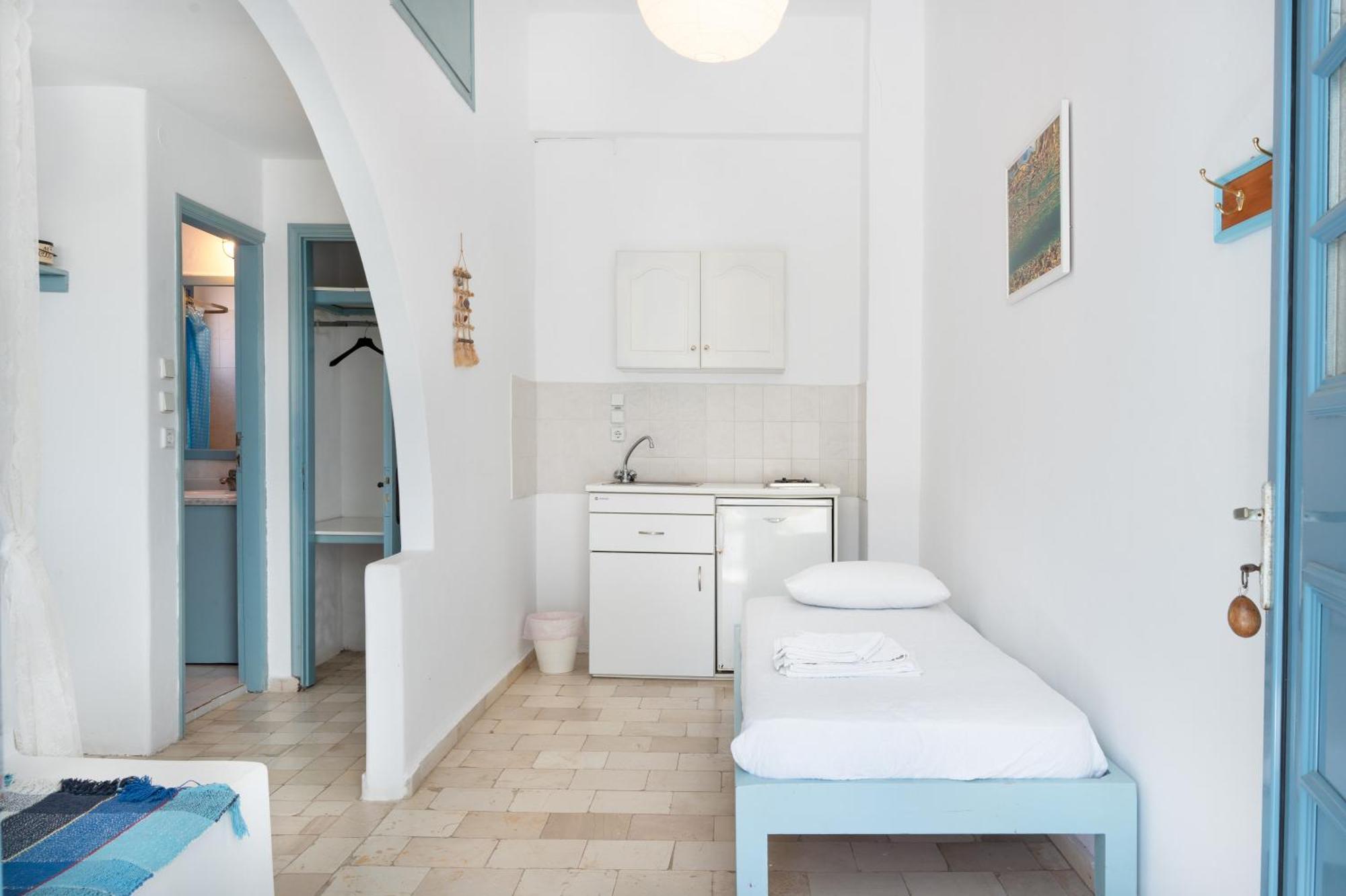 Beachfront Lampis Dolphin 4 سكالا المظهر الخارجي الصورة